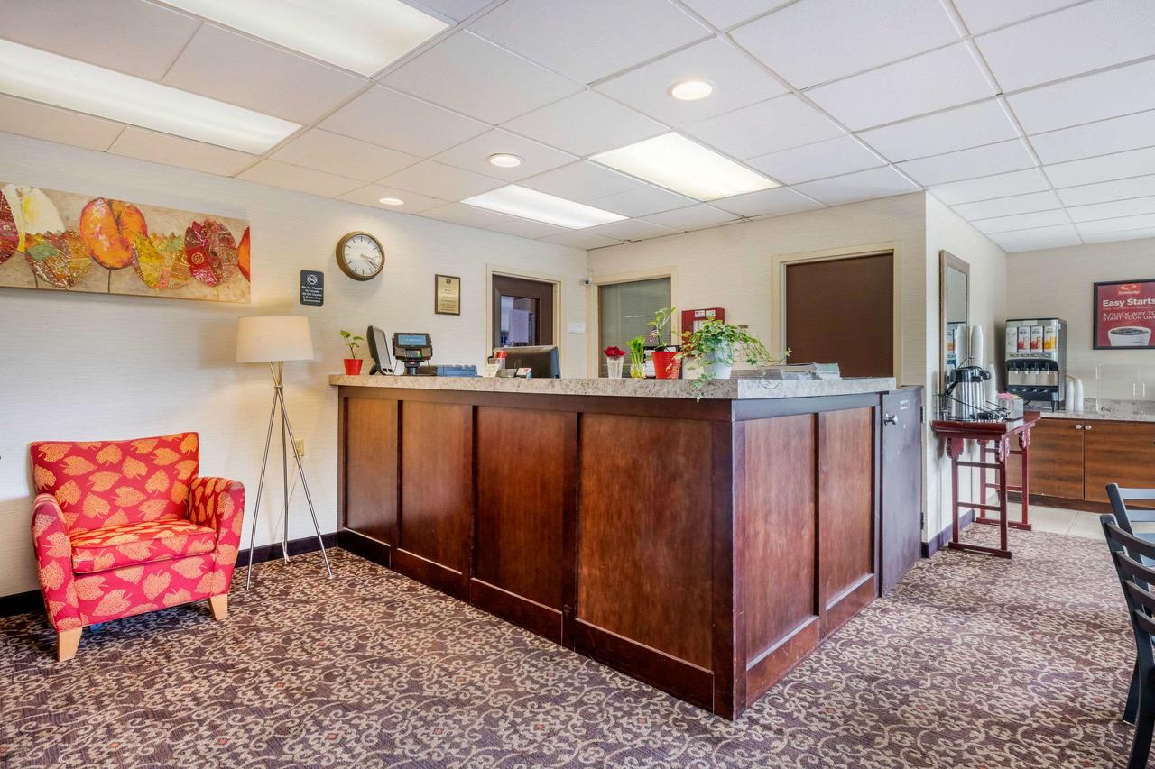 Econo Lodge Amish Country - thumb 13