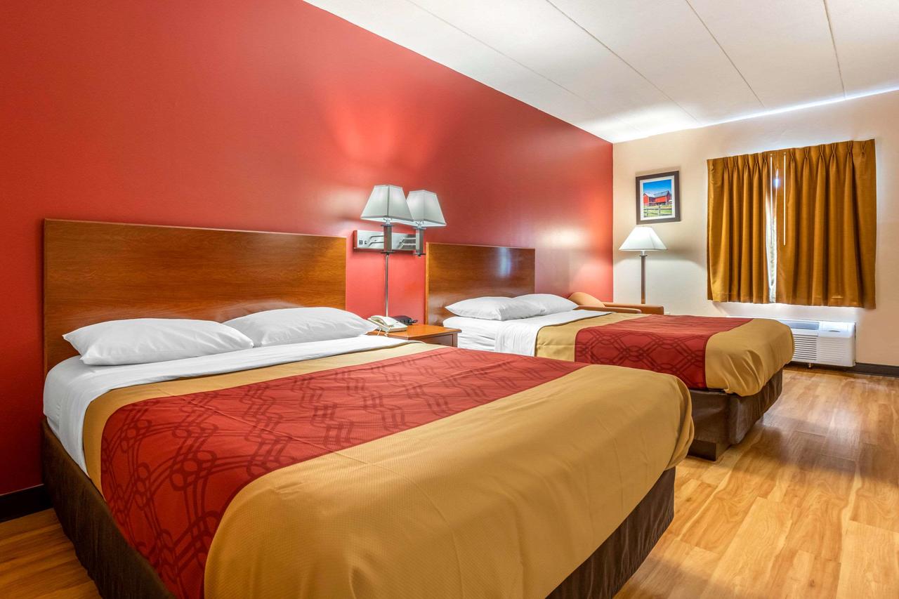 Econo Lodge Amish Country - thumb 8