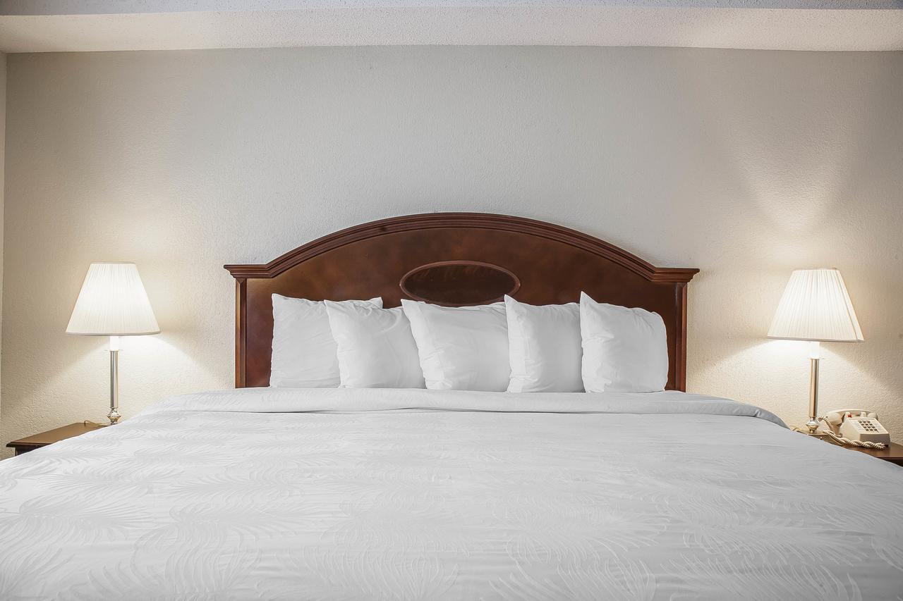 Atlantic Beach Hotel And Suites - thumb 43