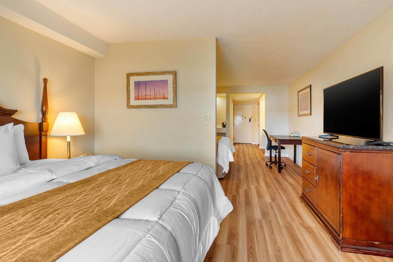 Atlantic Beach Hotel And Suites - thumb 24