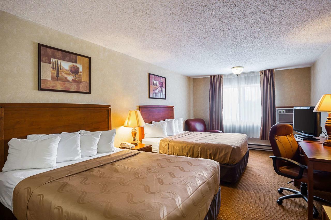 Quality Inn Mitchell - thumb 17