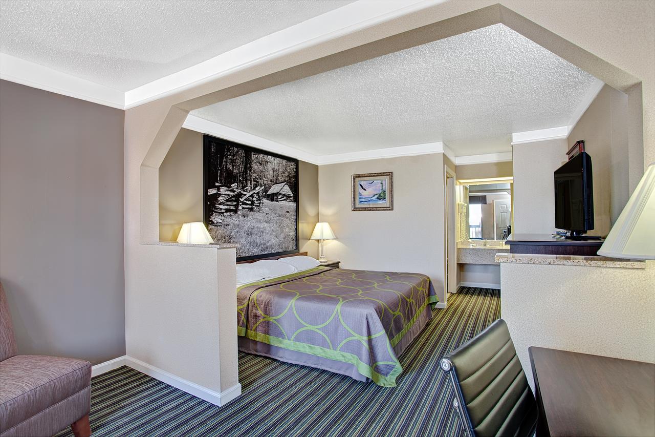Super 8 By Wyndham Knoxville East - thumb 11