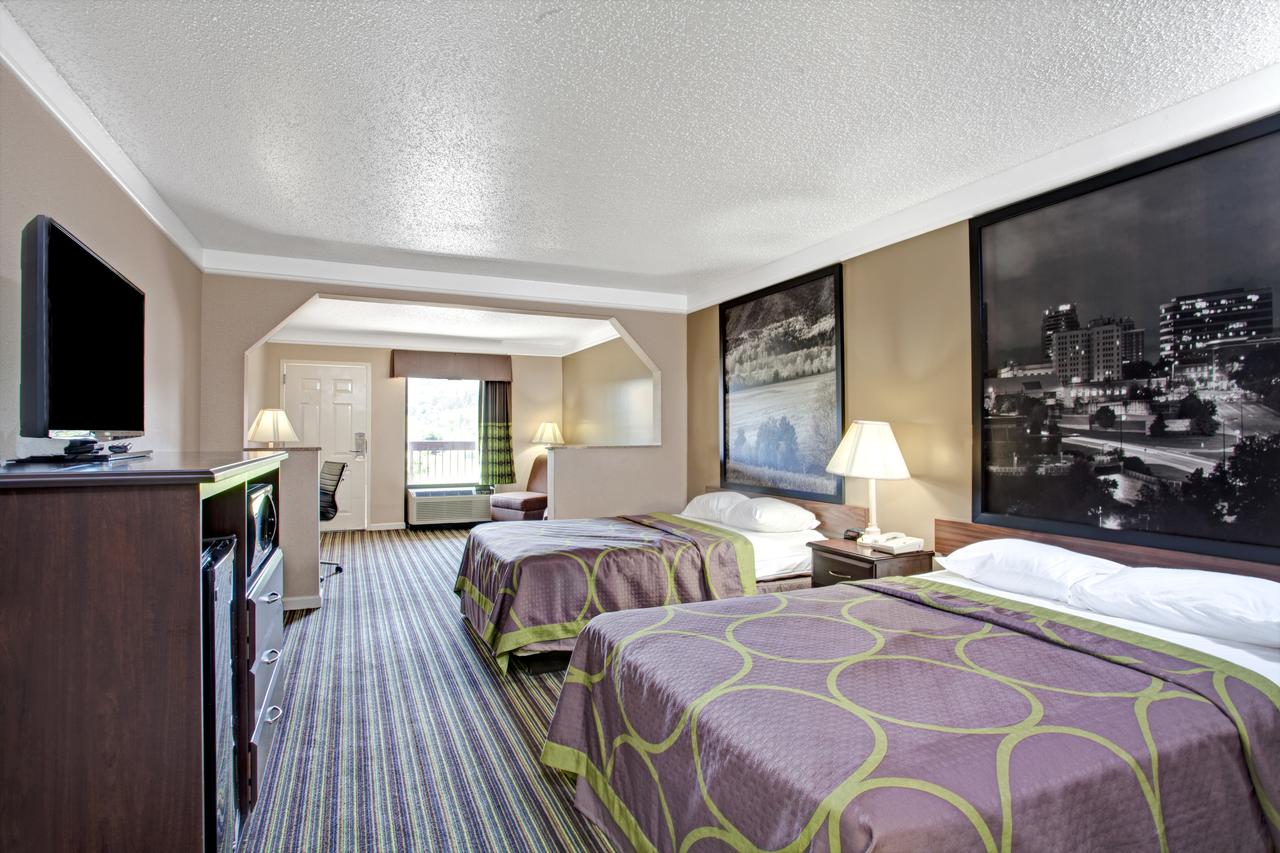 Super 8 By Wyndham Knoxville East - thumb 10