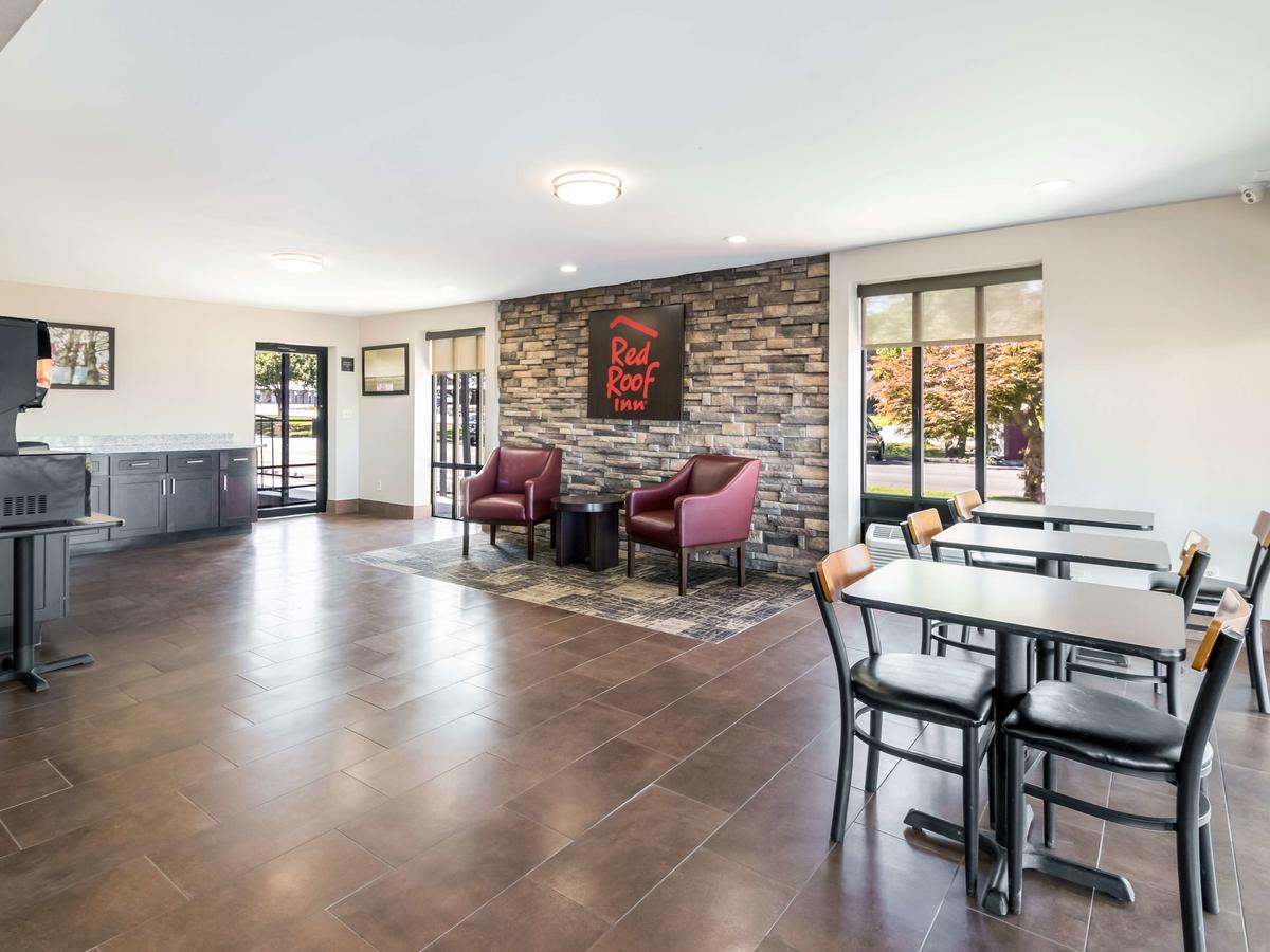 Red Roof Inn Dandridge - thumb 22