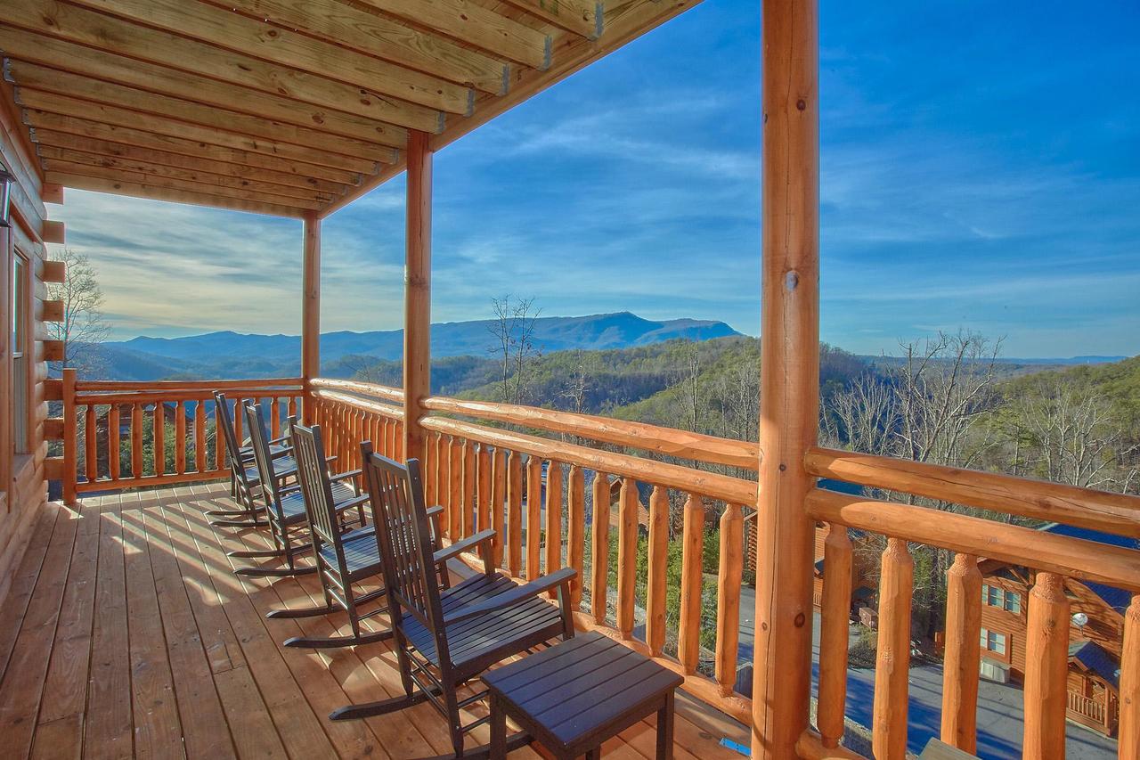 Top Of The World Pool Lodge - thumb 5