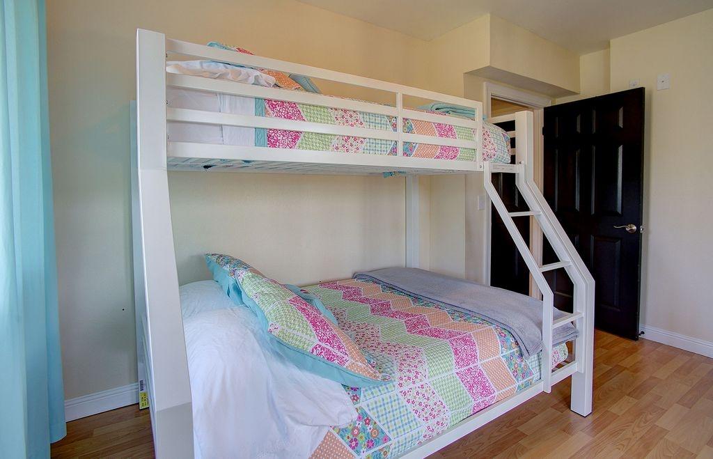 Sweet Briar Home - thumb 25