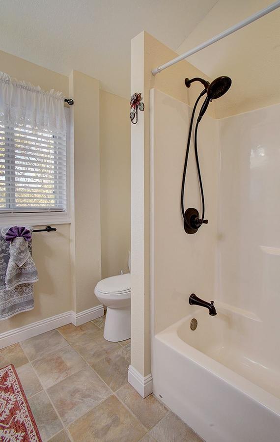 Sweet Briar Home - thumb 33