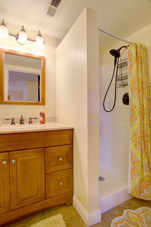 Sweet Briar Home - thumb 11