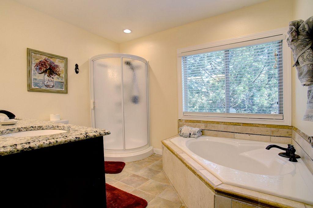 Sweet Briar Home - thumb 21