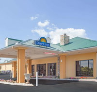 Days Inn by Wyndham Lenoir City - Accommodation Ohio