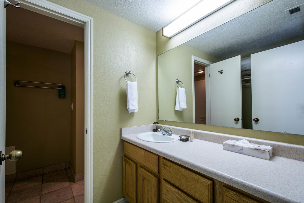 Shadow Ridge Resort Hotel - thumb 21