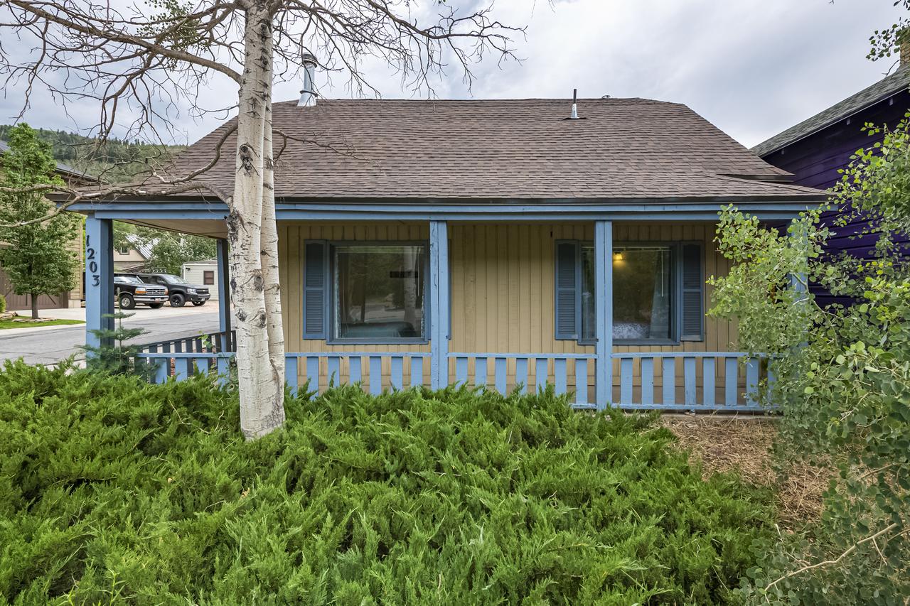 Rare Old Town Home Sleeps 15 - thumb 41