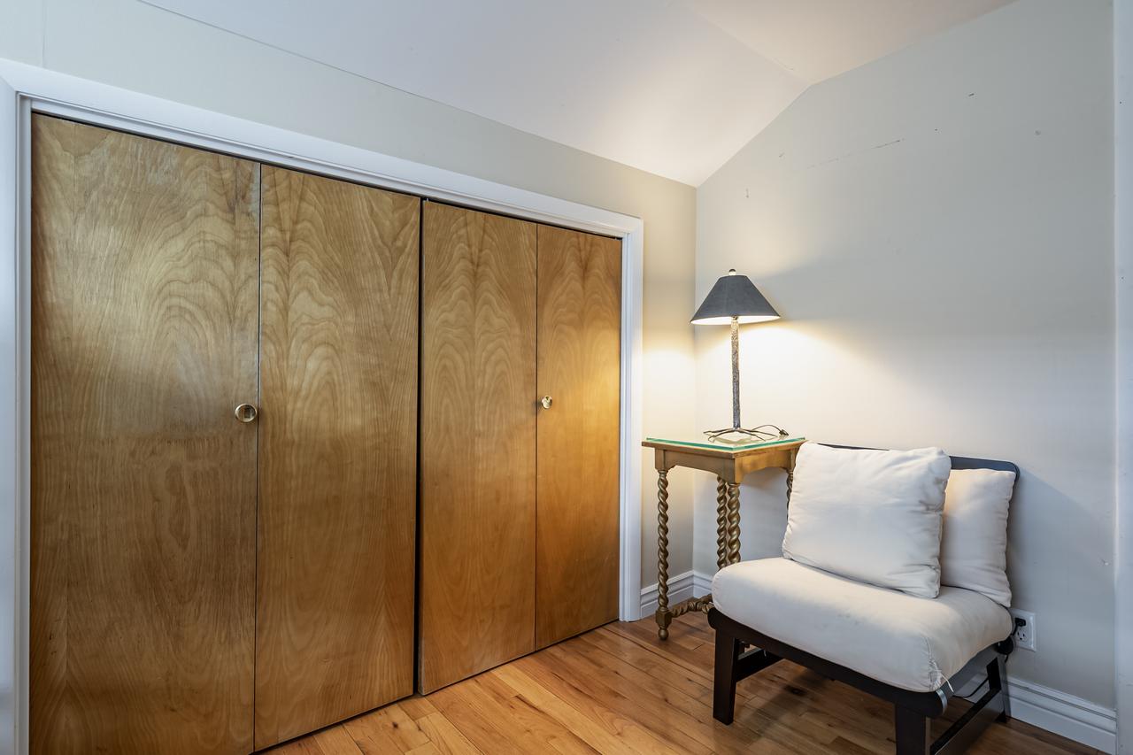 Rare Old Town Home Sleeps 15 - thumb 32