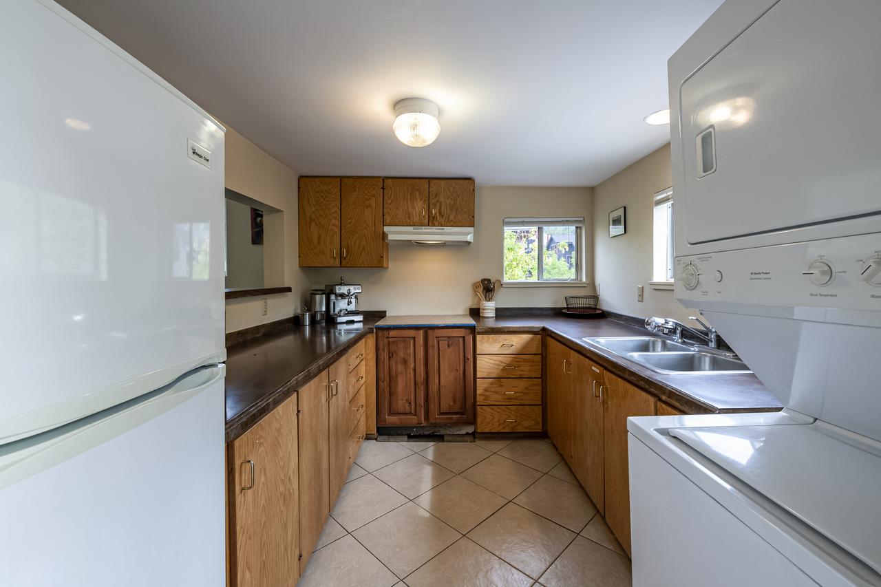 Rare Old Town Home Sleeps 15 - thumb 34