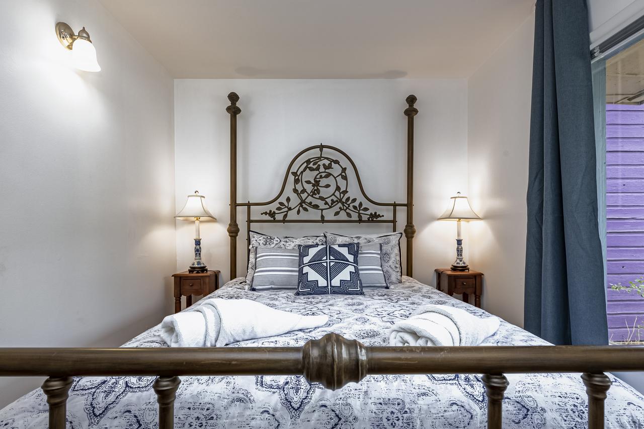Rare Old Town Home Sleeps 15 - thumb 9
