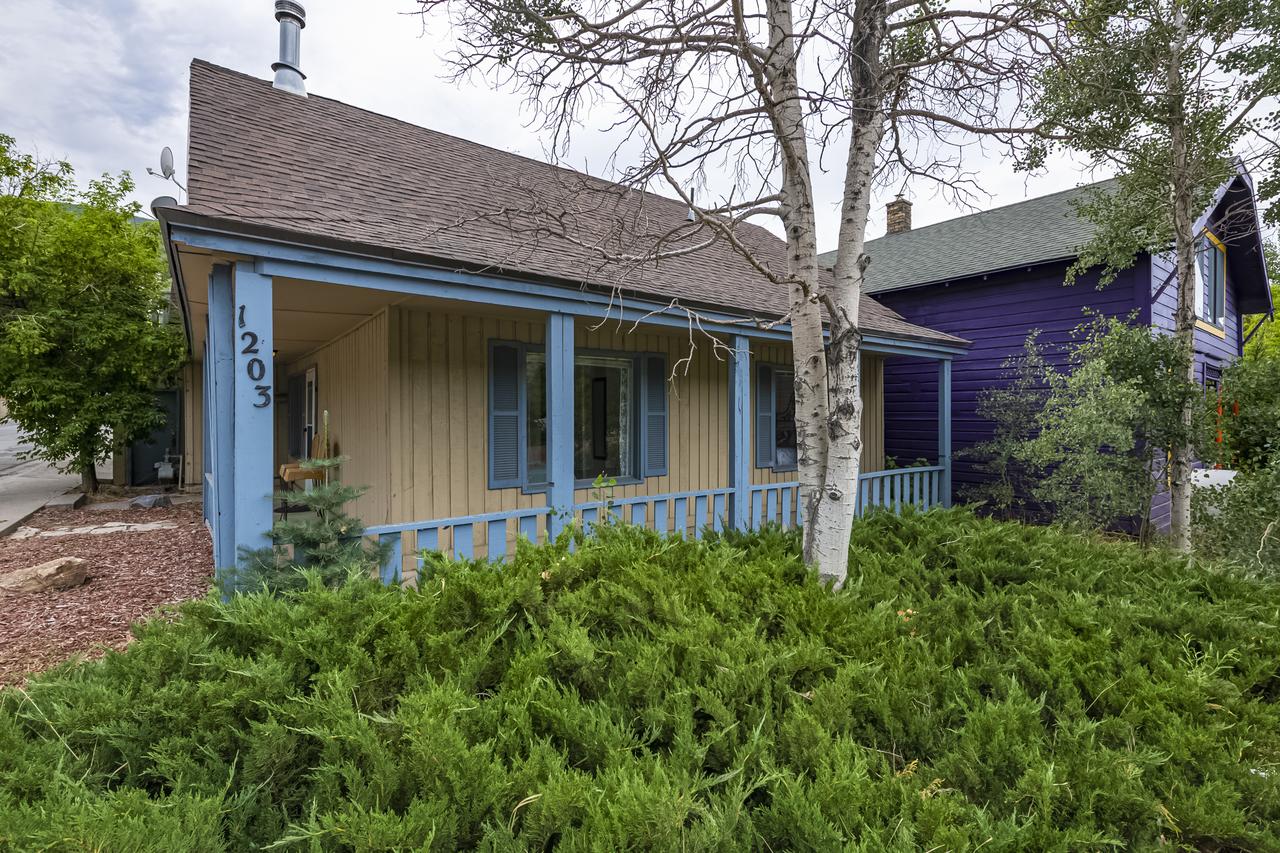 Rare Old Town Home Sleeps 15 - thumb 40