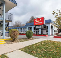 Econo Lodge Inn  Suites Logan - Accommodation Ohio