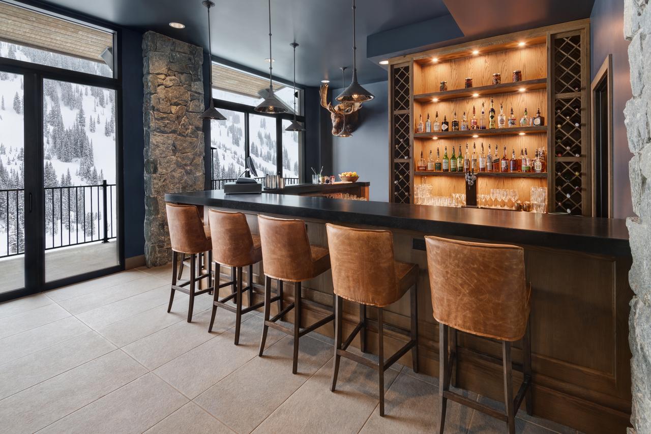 The Snowpine Lodge - thumb 10