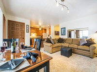 2 br across from Park City Canyons Village Views Accommodation Ohio