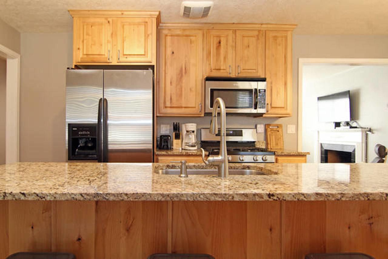 5 Bedroom House Great Location - thumb 1