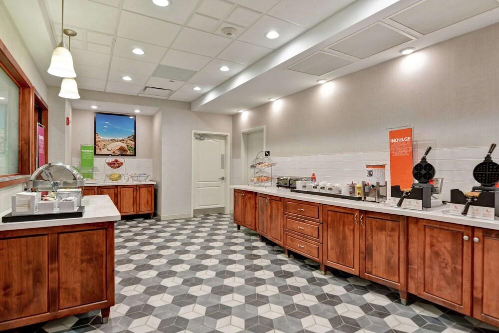 Hampton Inn Moab - thumb 16