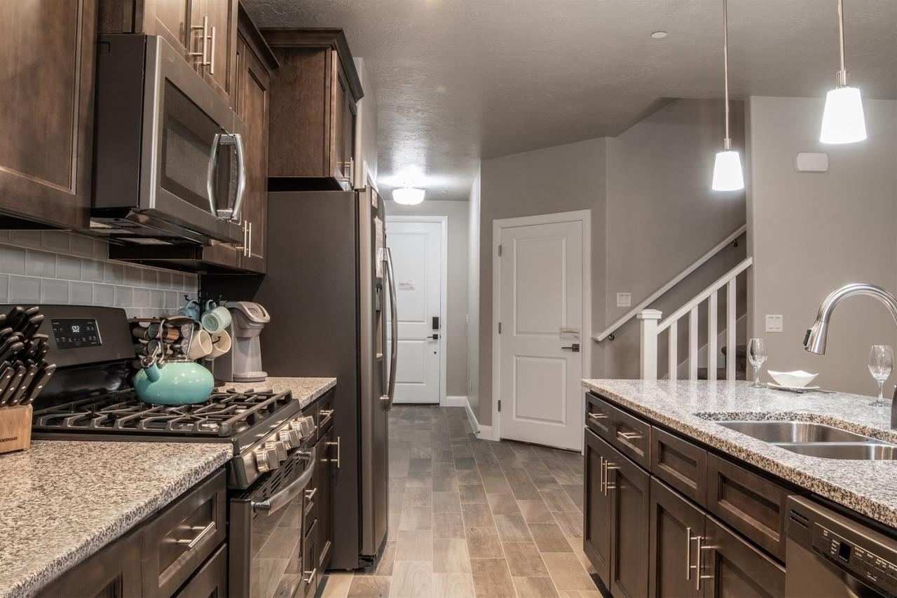 Zion Village 411 - thumb 13