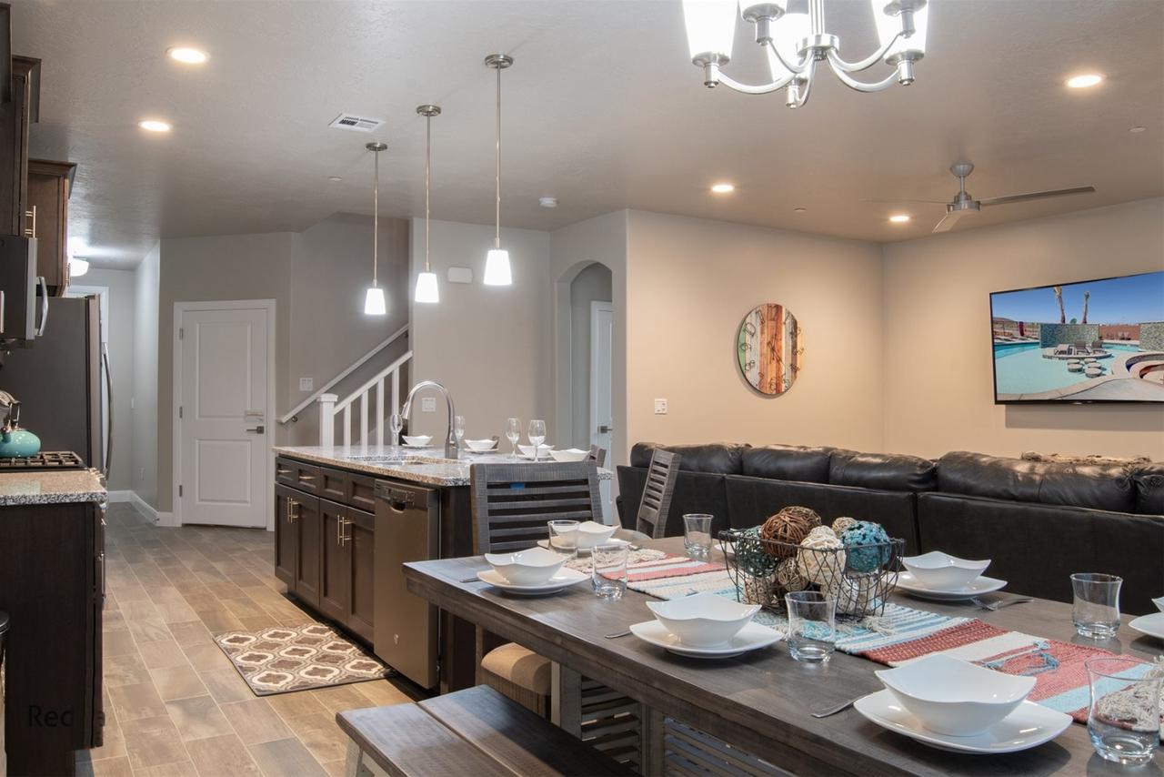 Zion Village 411 - thumb 10