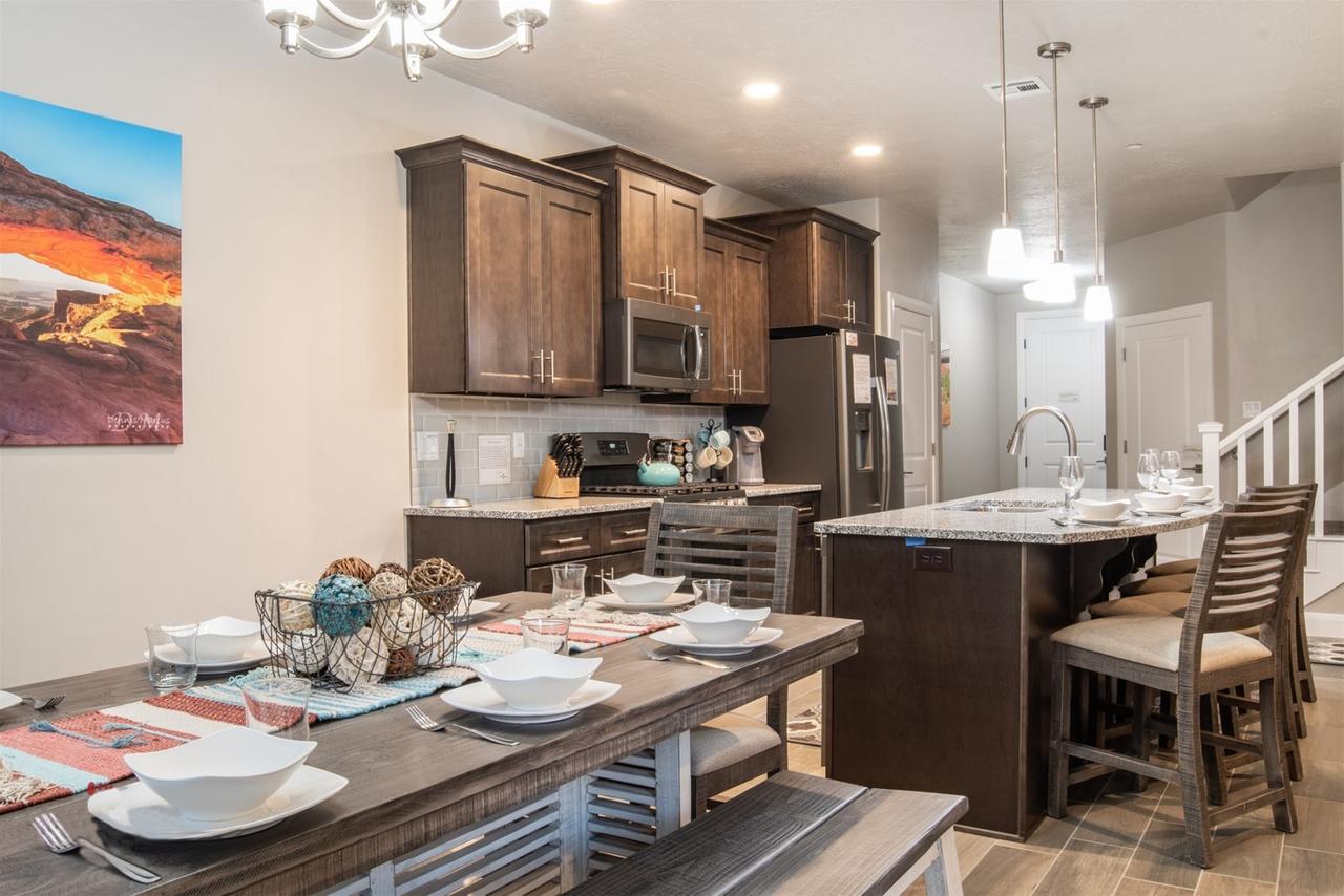 Zion Village 411 - thumb 14