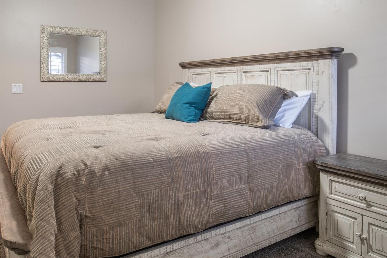 Zion Village 411 - thumb 25