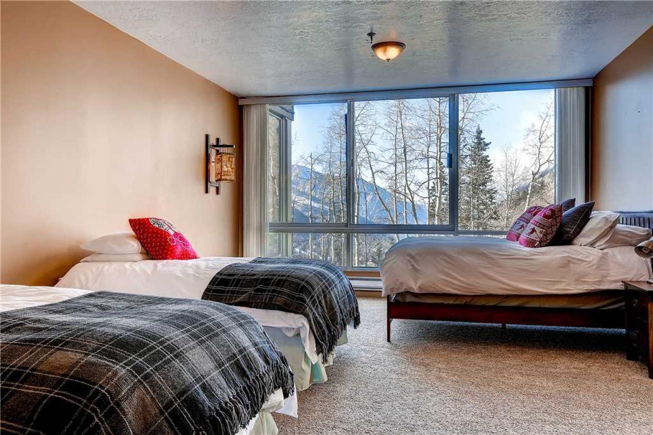 The View #4 - thumb 2