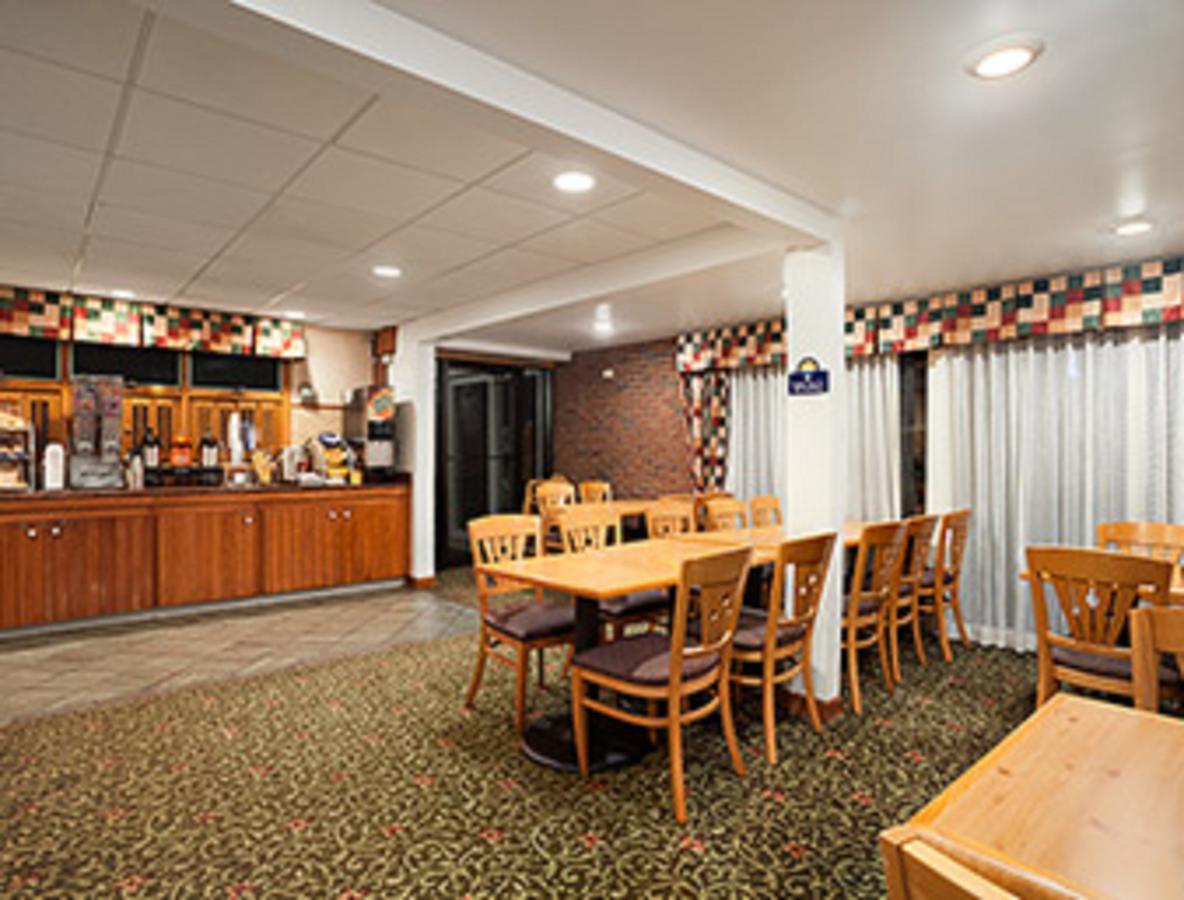 Days Inn By Wyndham Rutland/Killington Area - thumb 16