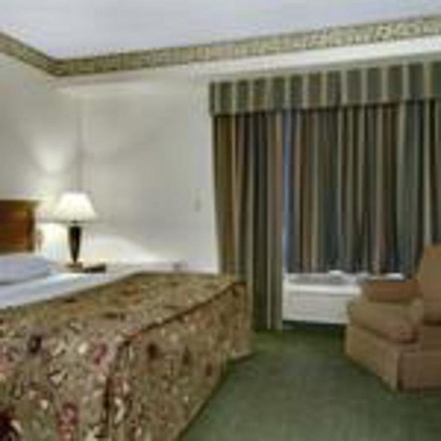 Days Inn By Wyndham Rutland/Killington Area - thumb 23