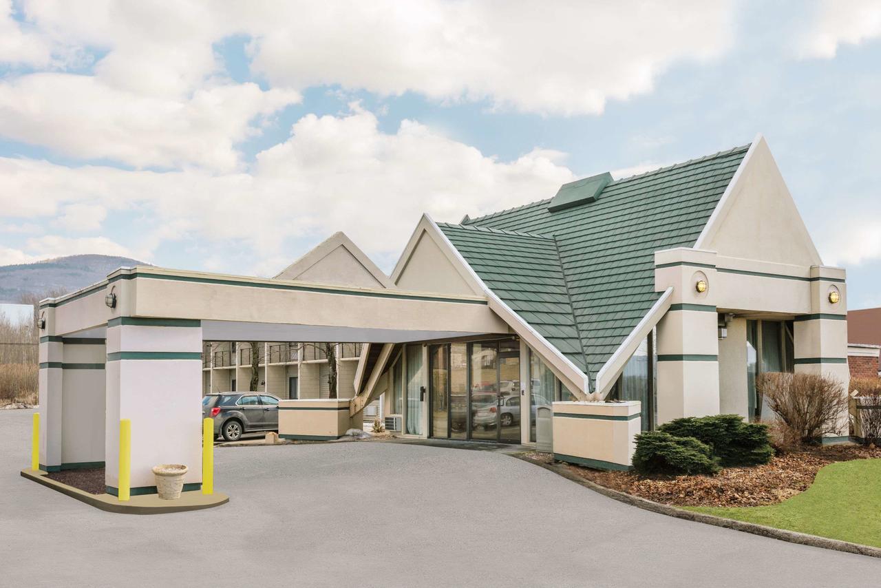 Days Inn By Wyndham Rutland/Killington Area - thumb 0