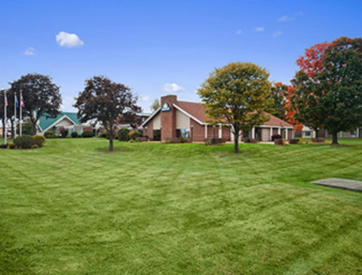 Days Inn By Wyndham Rutland/Killington Area - thumb 5