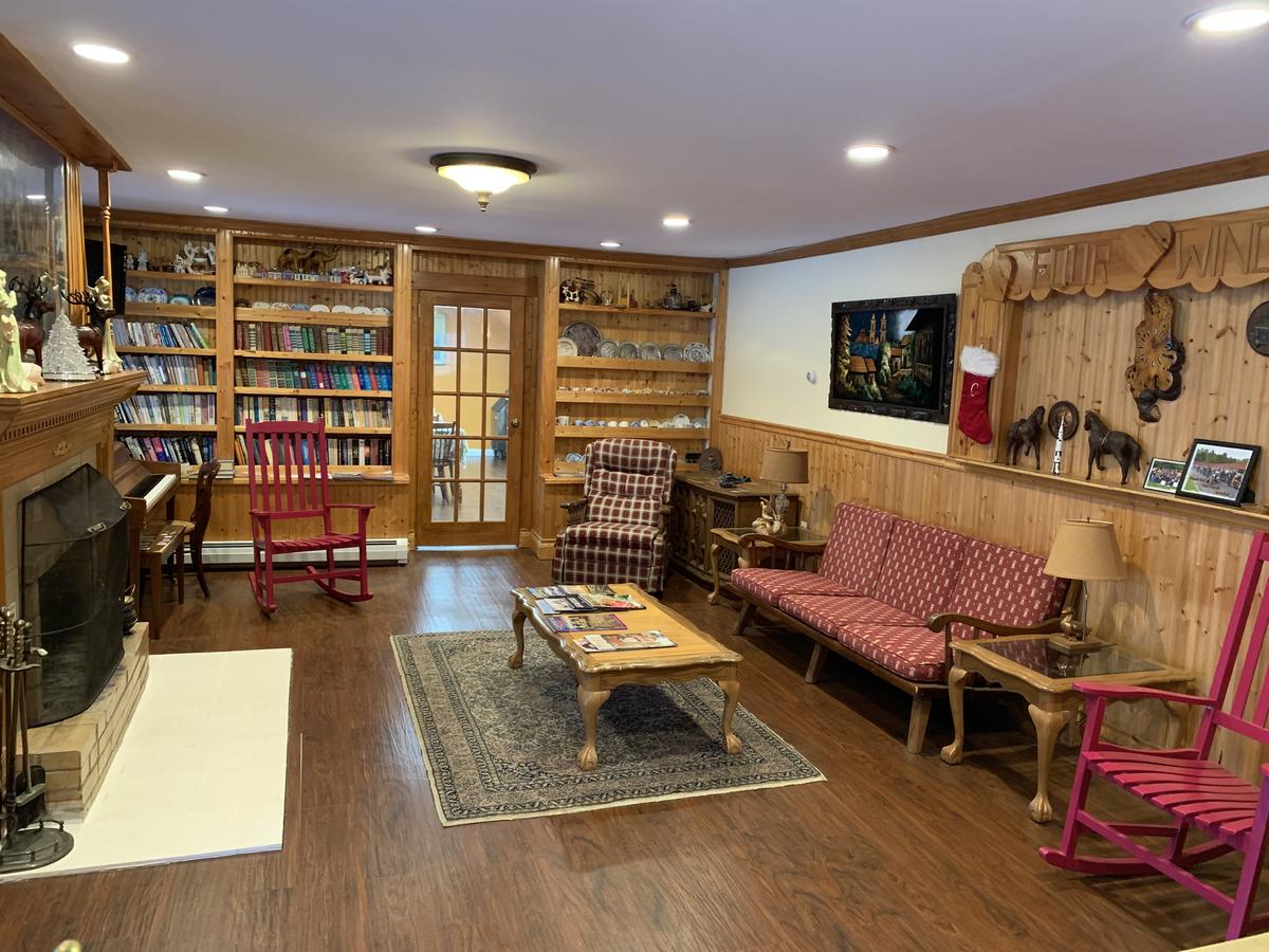 Four Winds Country Motel - thumb 29