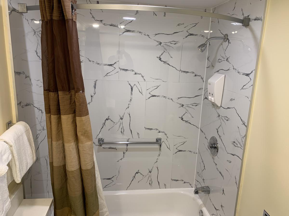 Four Winds Country Motel - thumb 36