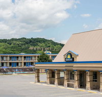Days Inn by Wyndham Staunton - Accommodation Ohio