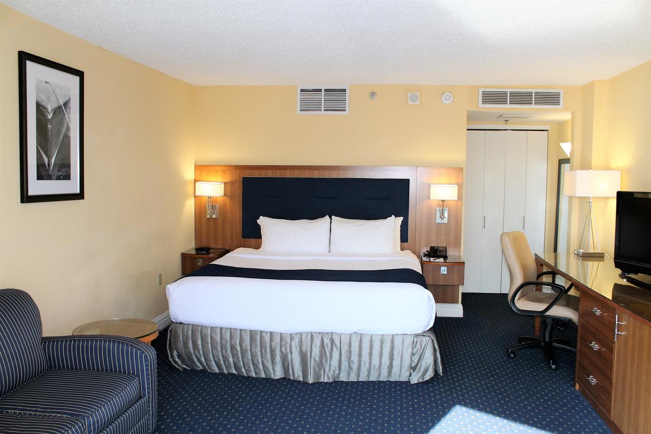 Hampton Marina Hotel - thumb 8