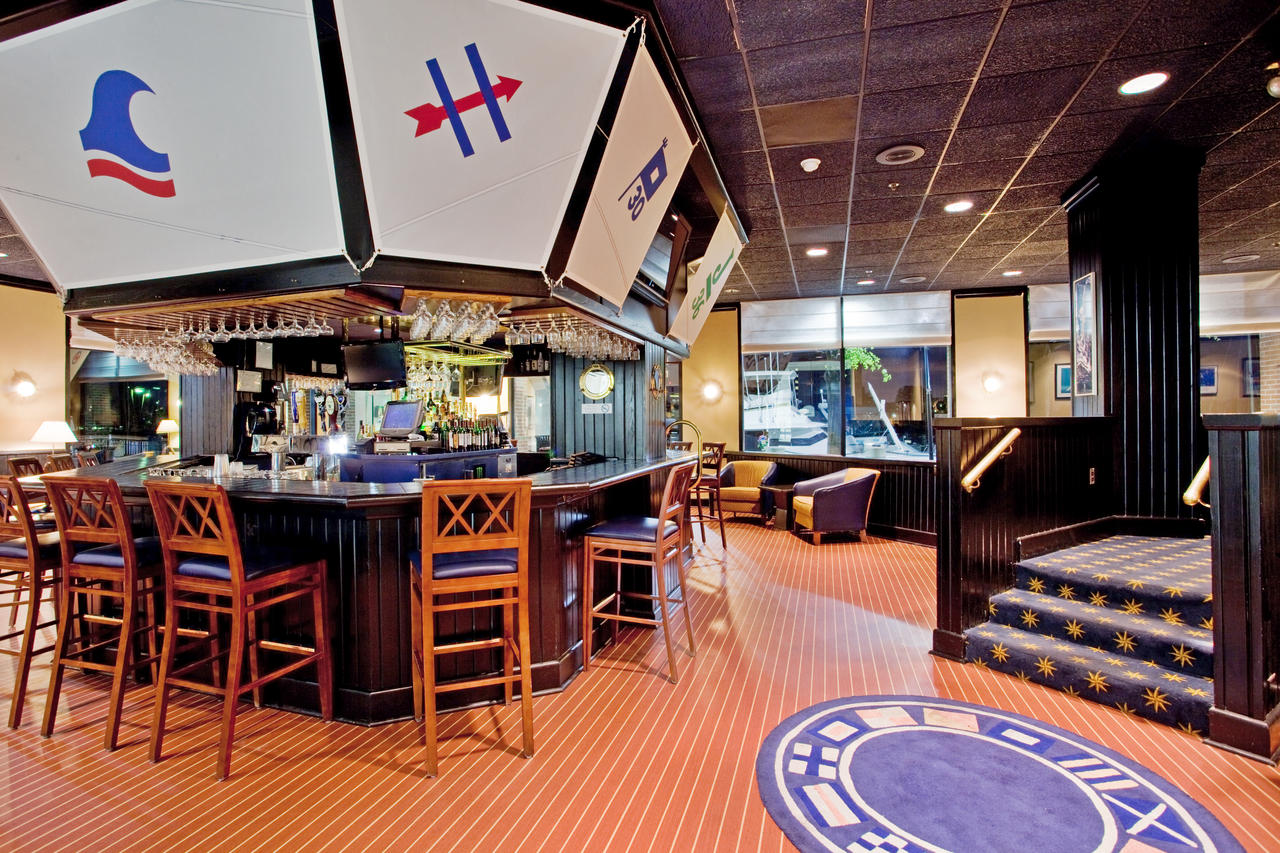 Hampton Marina Hotel - thumb 23