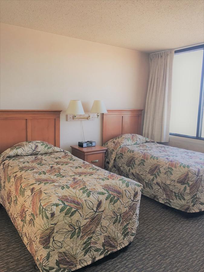 Four Sails Resort - thumb 13