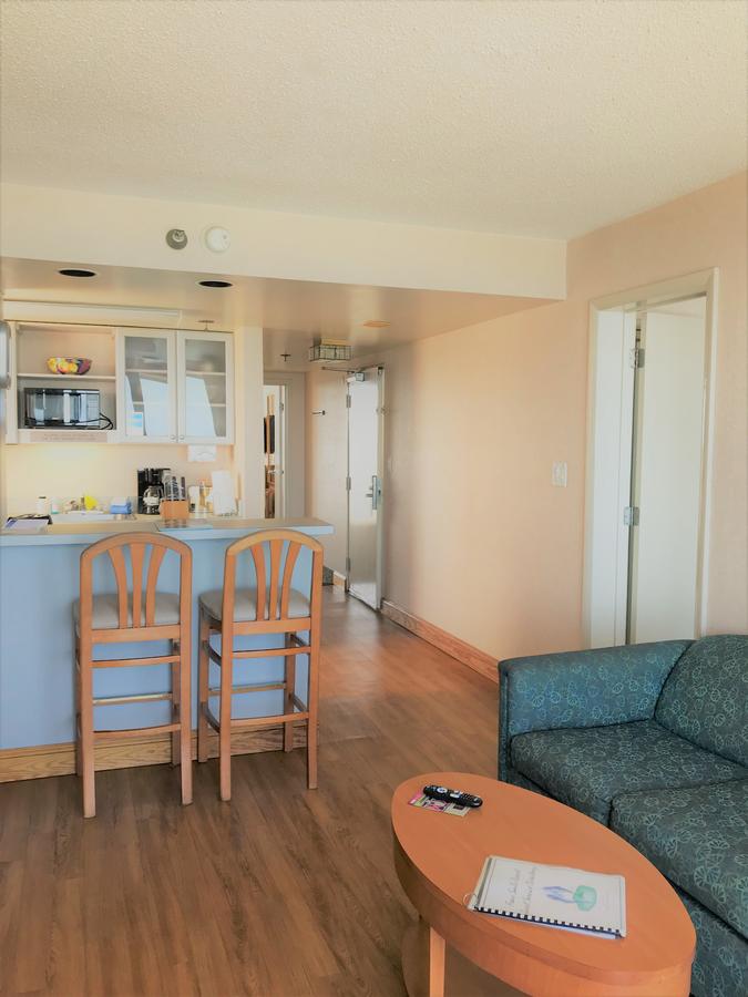 Four Sails Resort - thumb 19