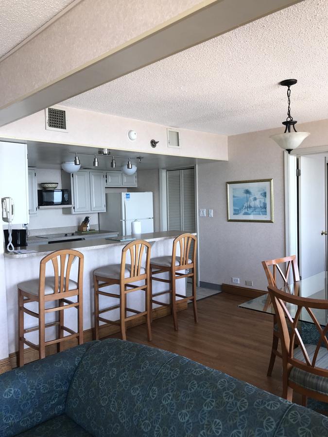 Four Sails Resort - thumb 7