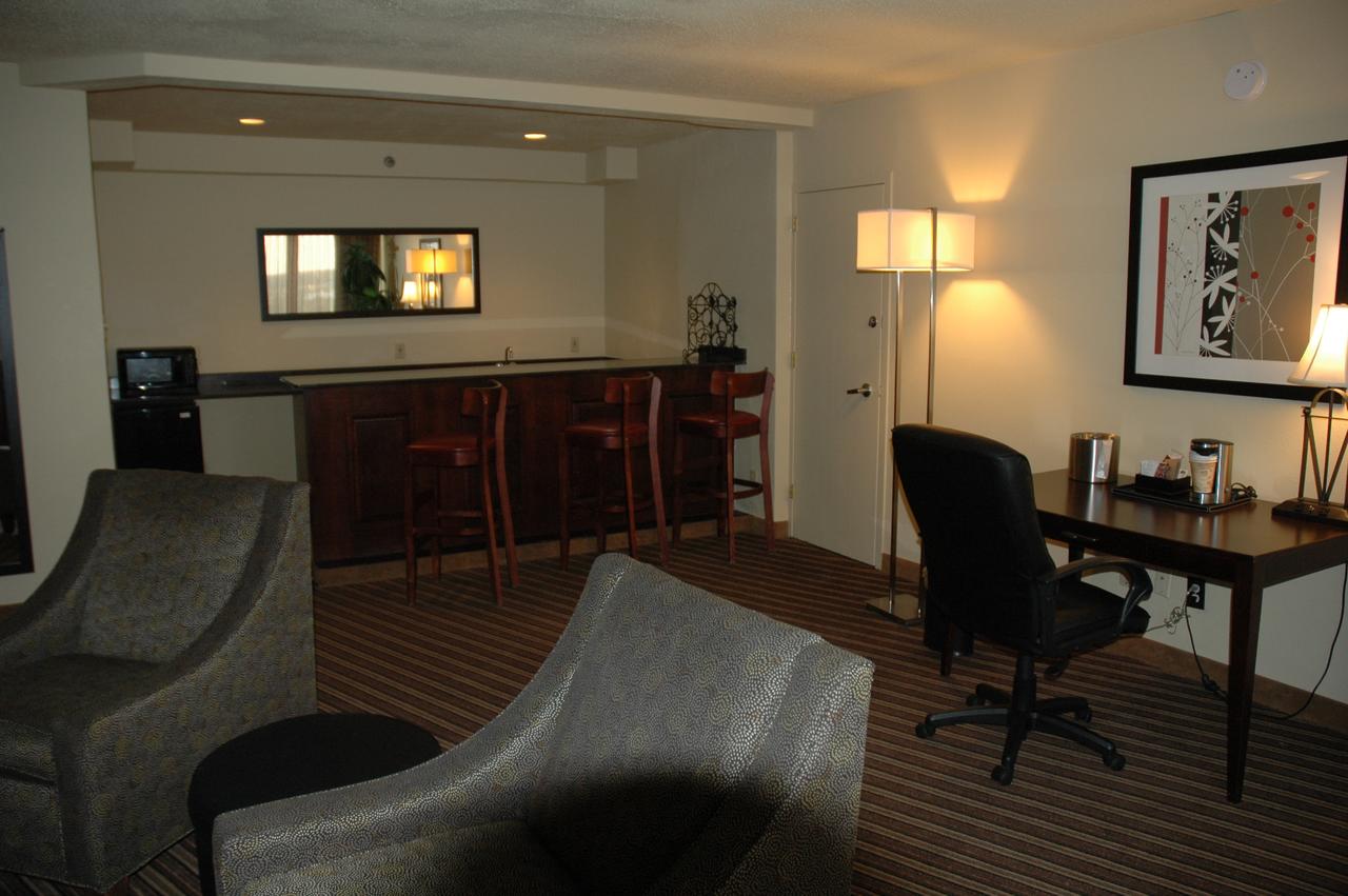 Wyndham Garden Norfolk Downtown - thumb 8