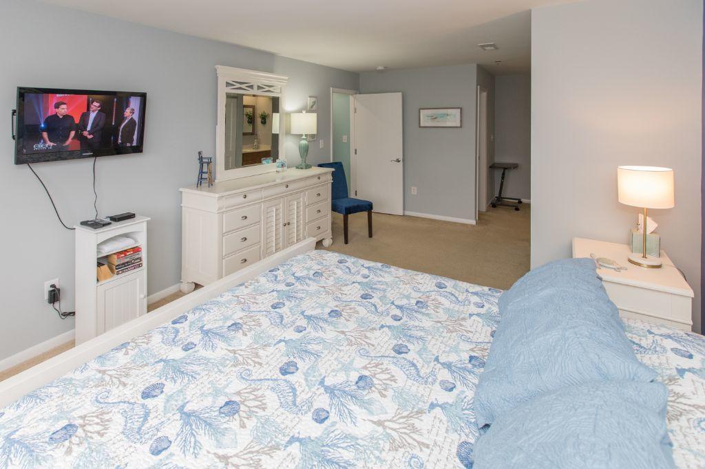 28th St Condo 304 - thumb 6