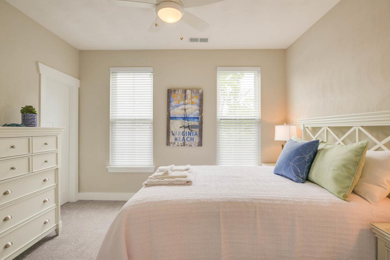 513 The First Colonial House - thumb 19