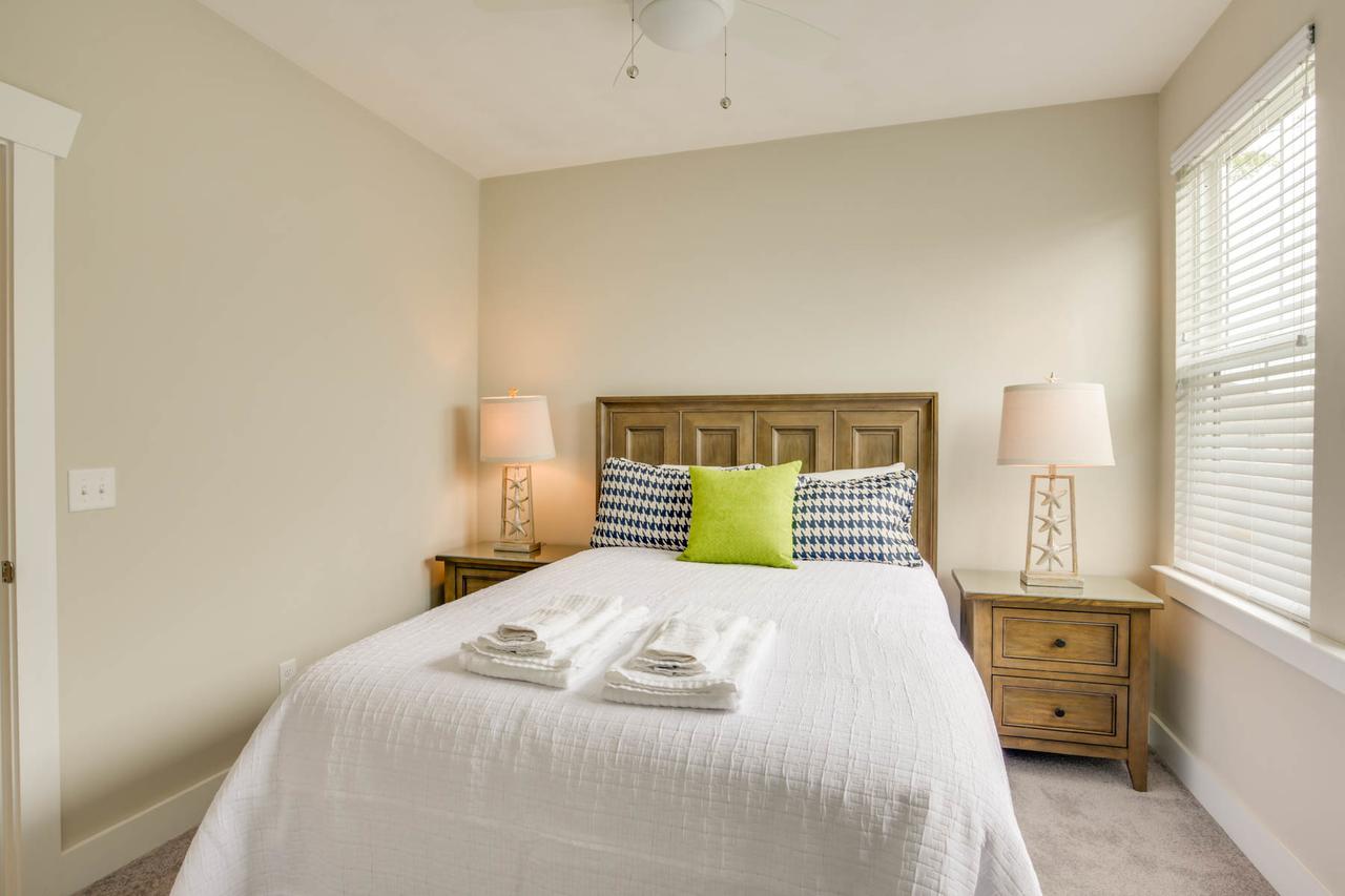 513 The First Colonial House - thumb 2