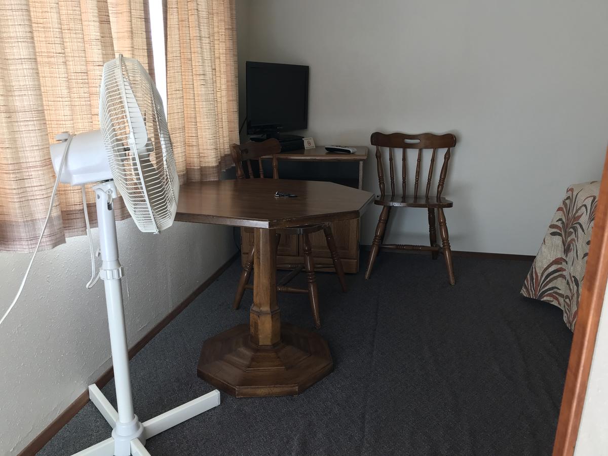 Far West Motel - thumb 10