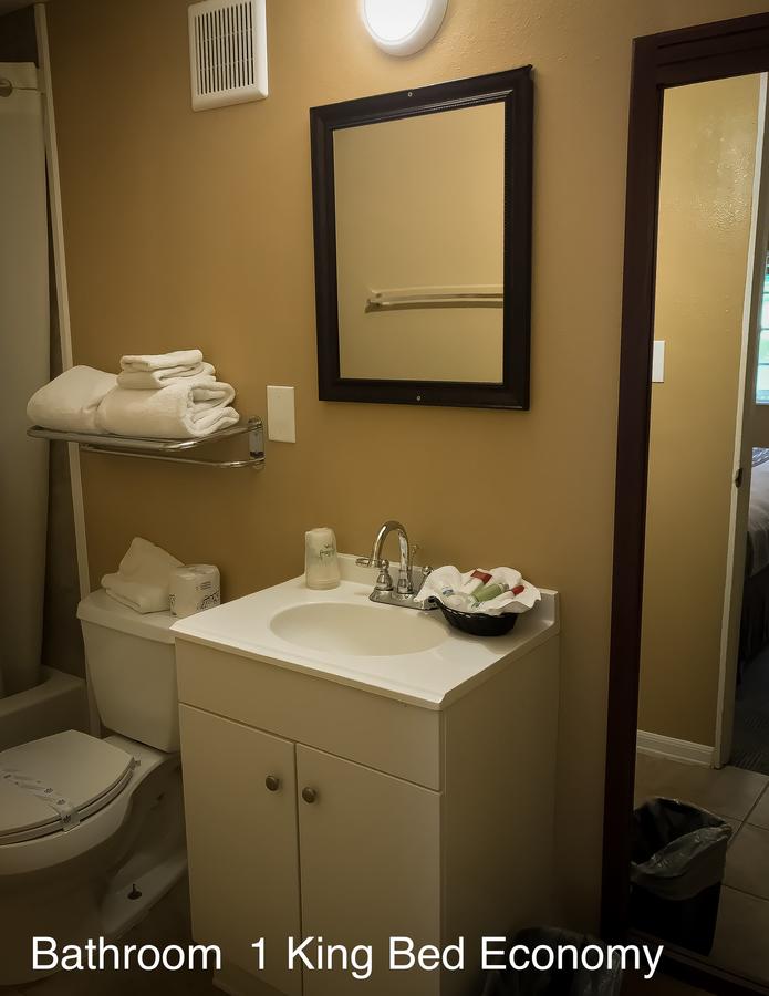 Town Motel - thumb 1