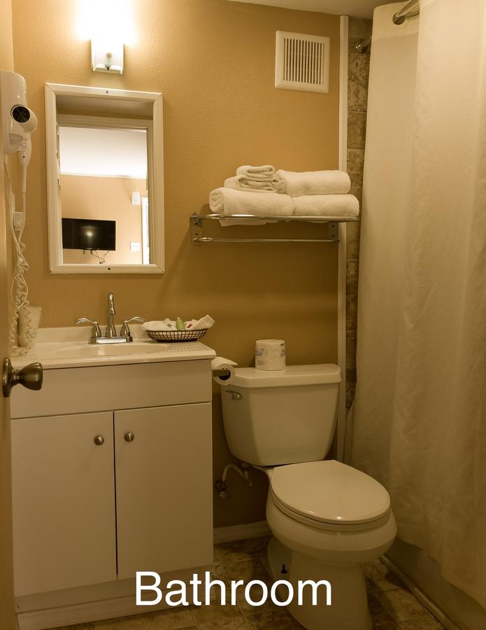 Town Motel - thumb 19