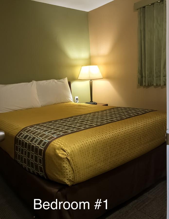 Town Motel - thumb 16